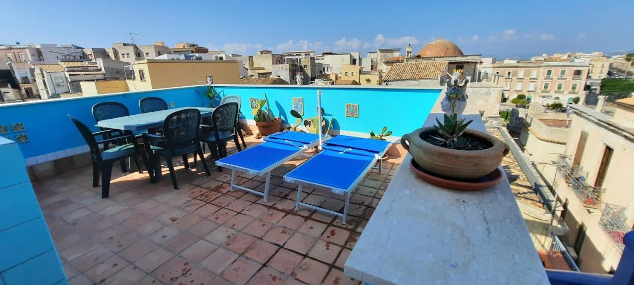La Terrazza Di Apollo Al Centro Di Ortigia Leilighet Syracuse Eksteriør bilde